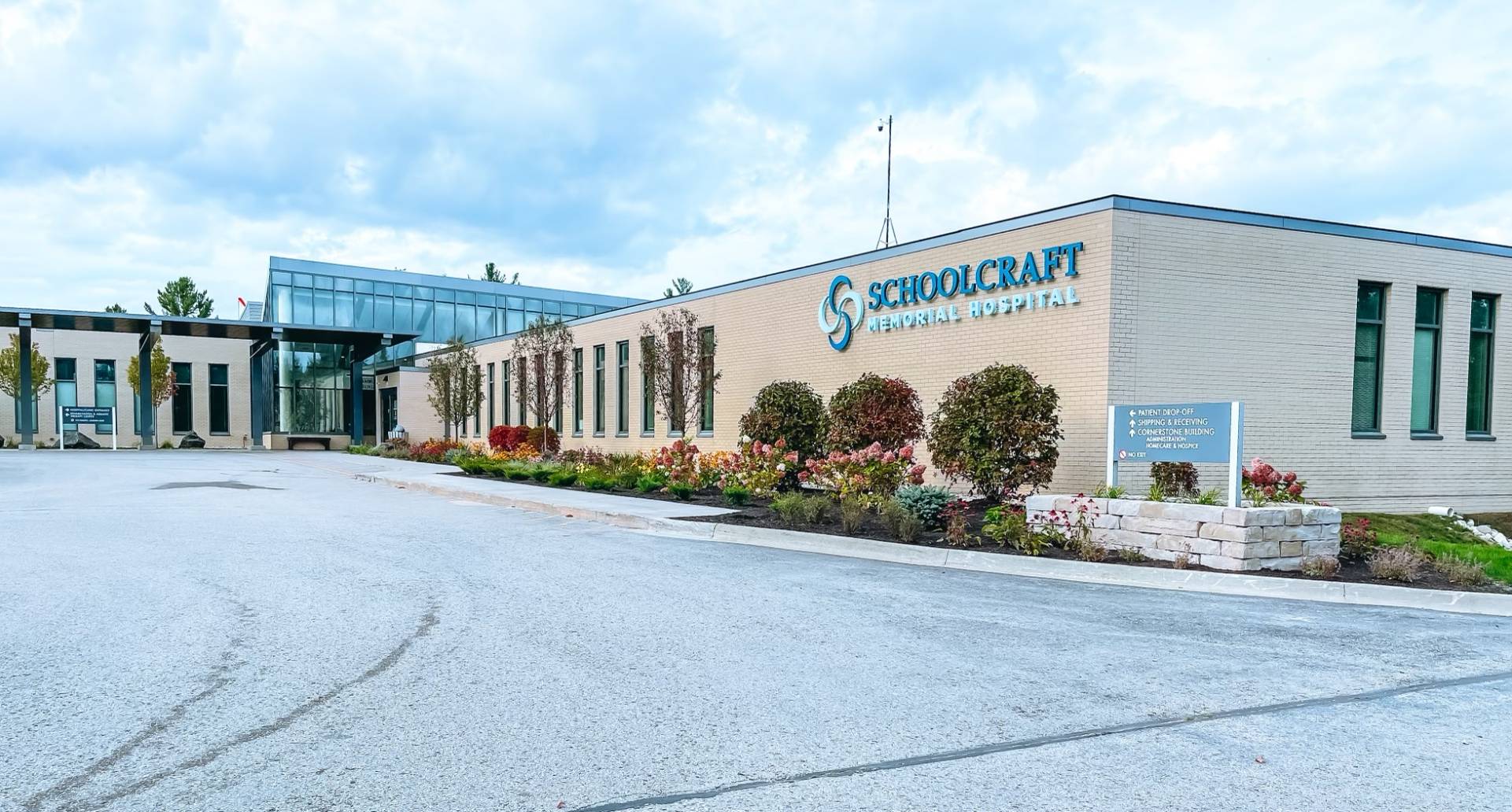 Hospital Photo Gallery - Schoolcraft Memorial Hospital 
